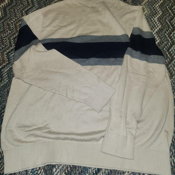 Gap Cream and Navy Striped Sweater - Picture 2 of 2